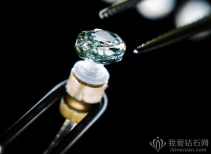 如何简单地鉴定钻石真假，教你一分钟钻石鉴别方法